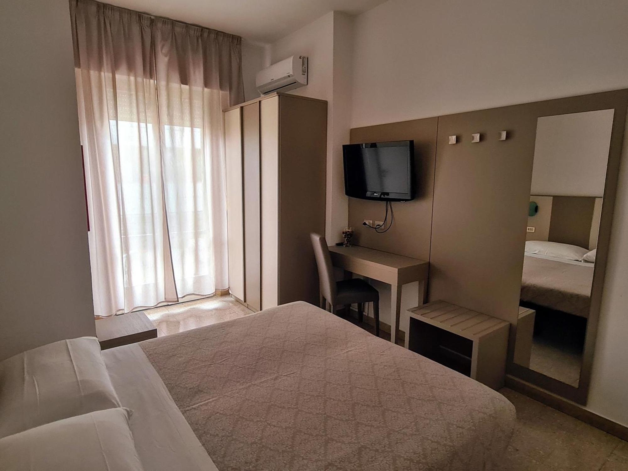 Hotel Camelia Rimini Exteriér fotografie