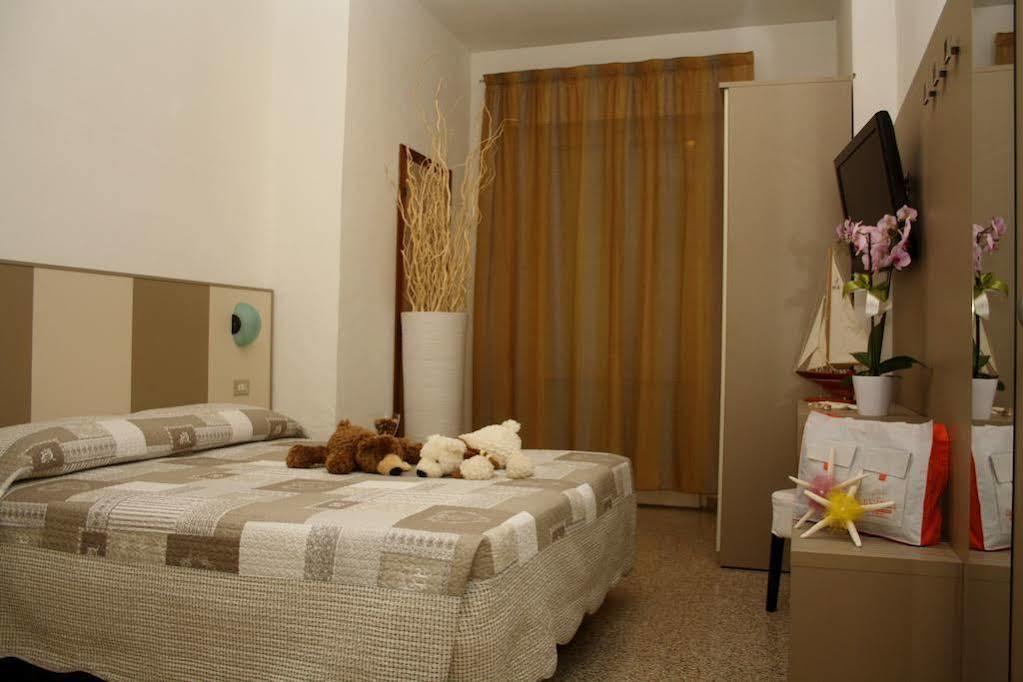 Hotel Camelia Rimini Exteriér fotografie